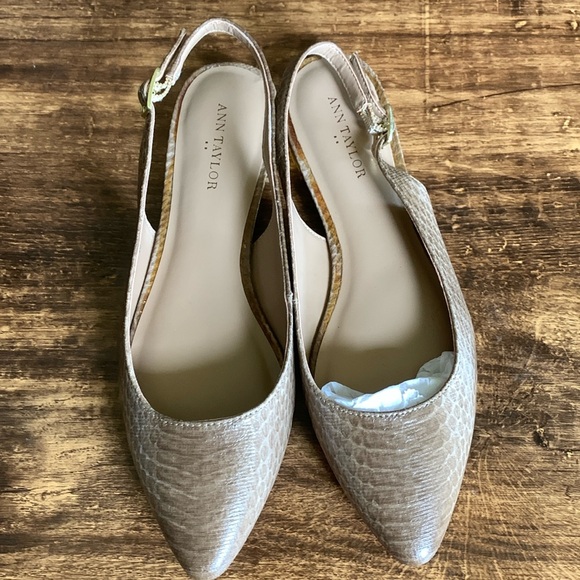 ANN TAYLOR GIANA SLINGBACK FLATS - Picture 1 of 7